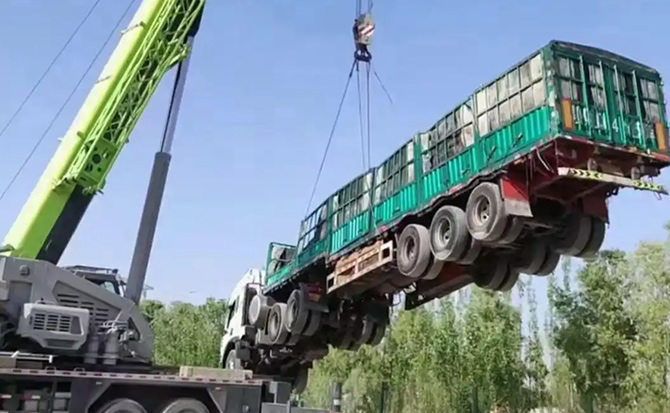 芙蓉区道路脱困救援案例
